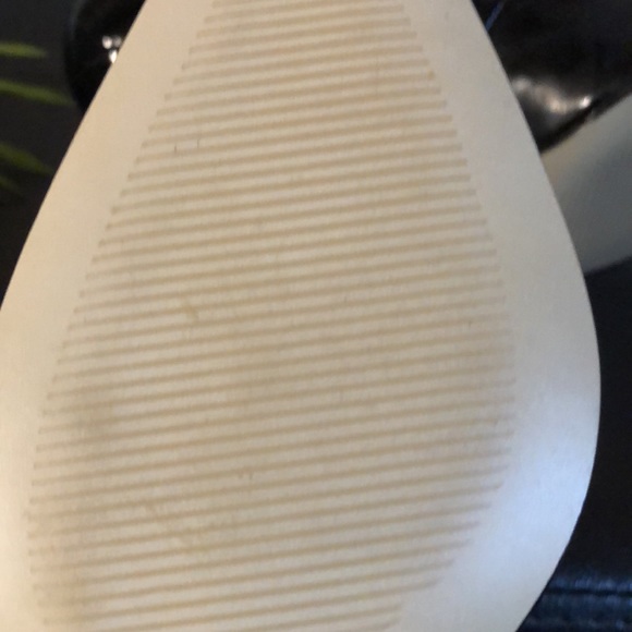 Nine West Black Patent Heels, New - Picture 6 of 7